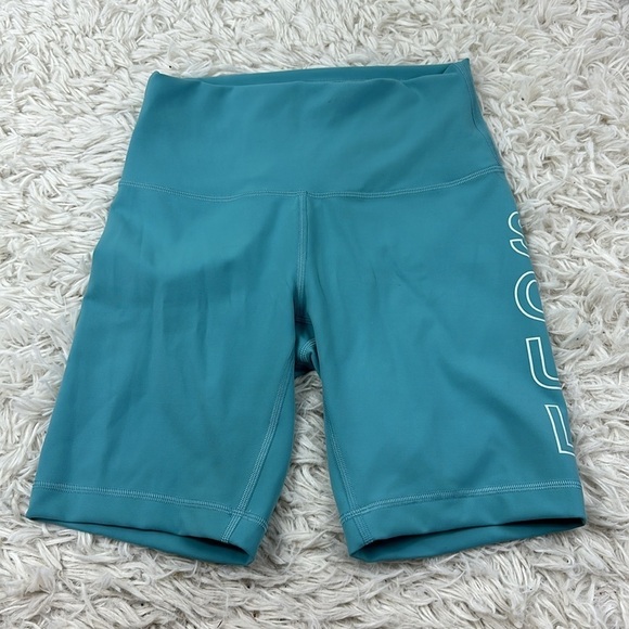 Lululemon Wunder Train High-Rise Short 8" SoulCycle Collab - Picture 1 of 6